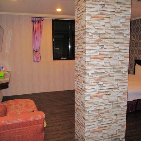 欣悅商務旅店 Hotel โถวเฟิน ภายนอก รูปภาพ