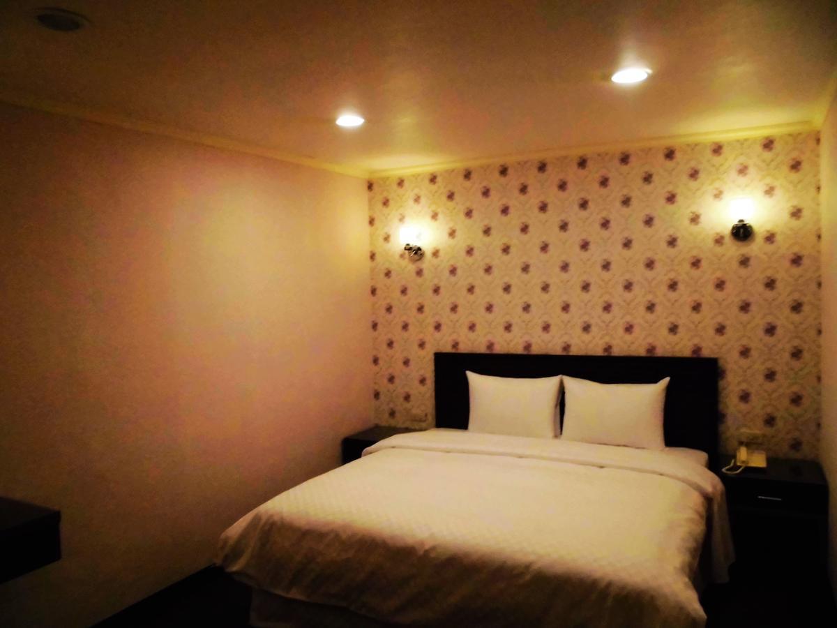 欣悅商務旅店 Hotel โถวเฟิน ภายนอก รูปภาพ